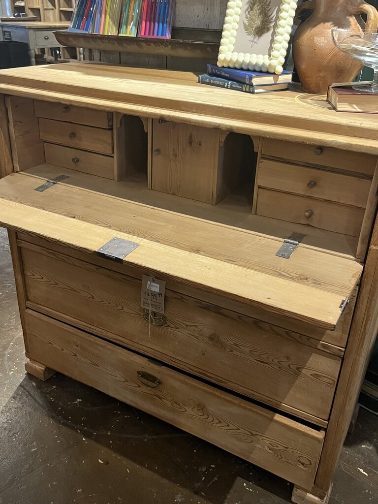 Pretty Natural Pine Pull Out Desk