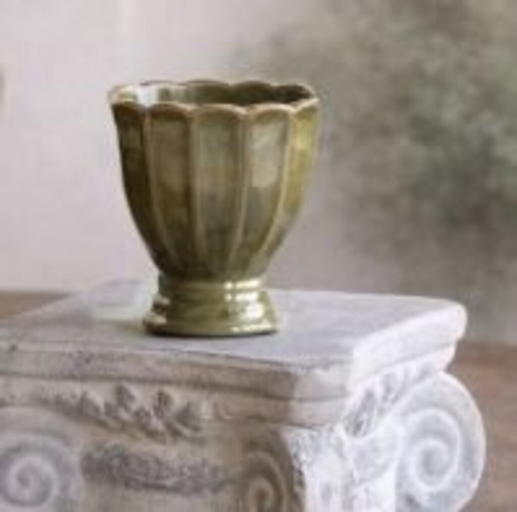 Vintage Green Scalloped Planter