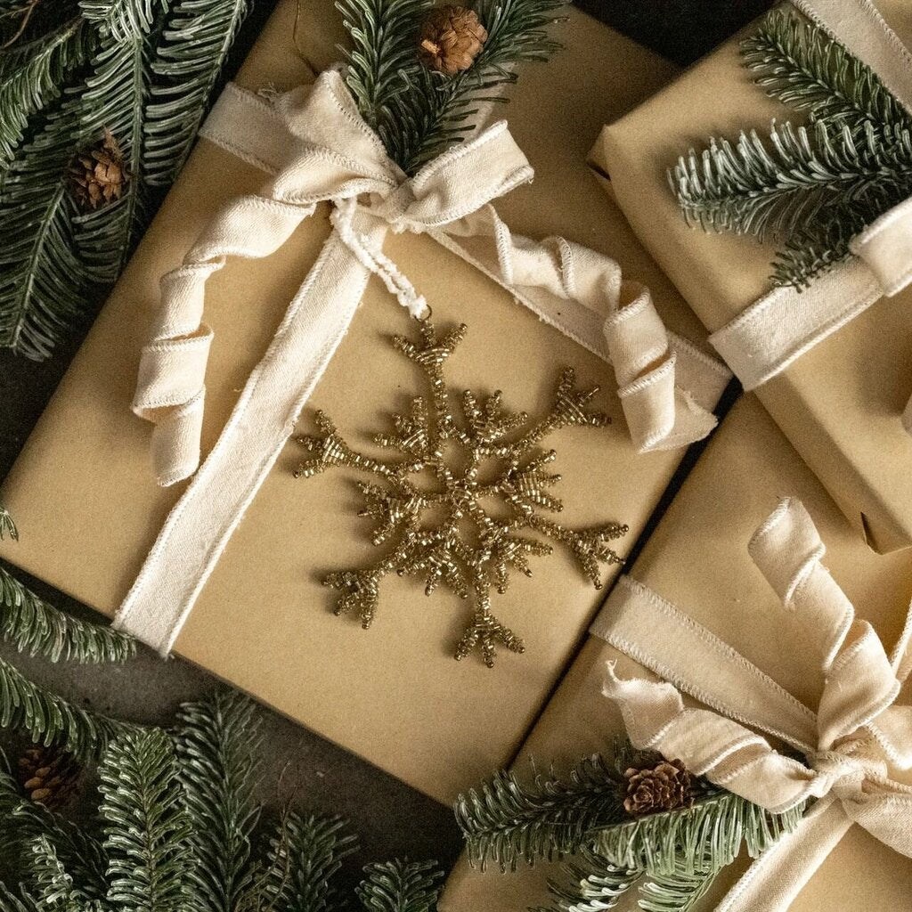 Silver Pointed Snowflake Ornament