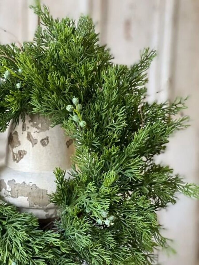 Dripping Cedar Candle Ring - 6"