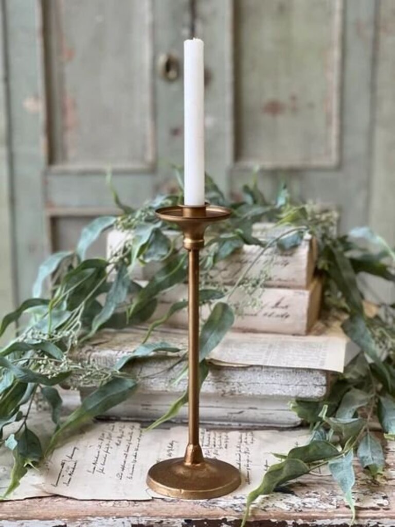 10" Guinevere Taper Holder