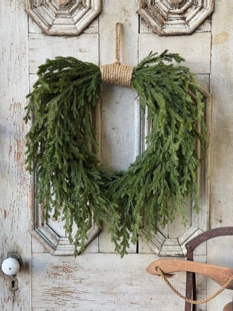 22" Greenwood Valley Wreath