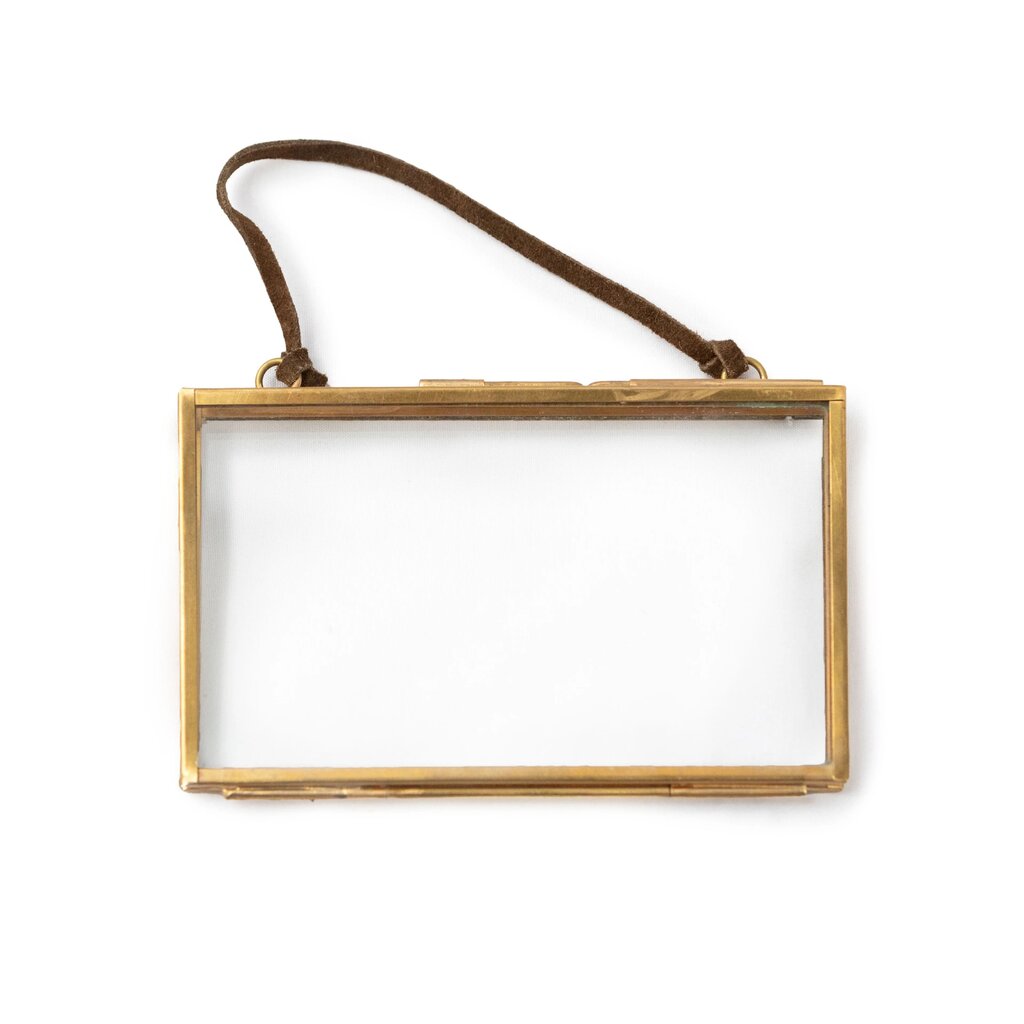 Brass Hanging Frame- 5x3 Horizontal