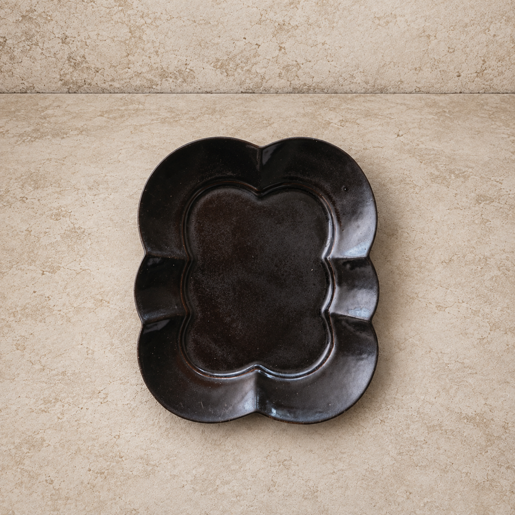 Stoneware Rectangle Scalloped Brown Plate