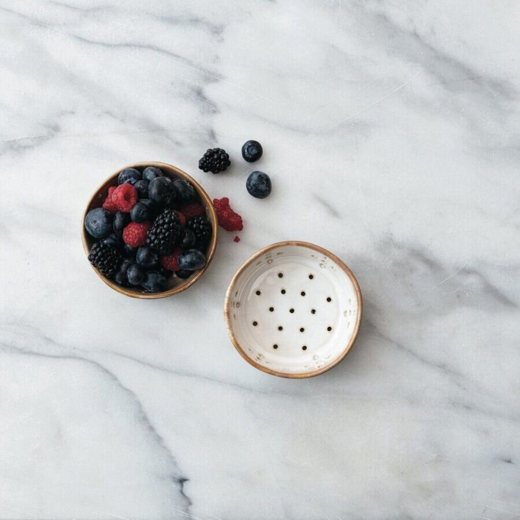 Beige Stoneware Berry Bowl