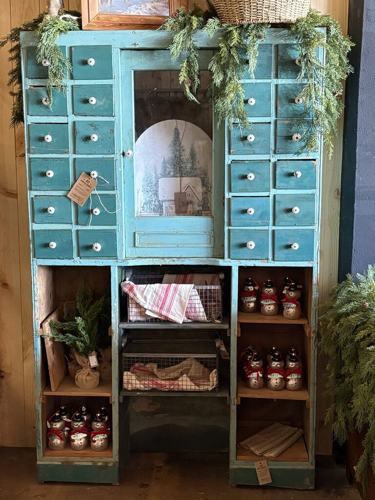 Amazing Green Painted Store Display