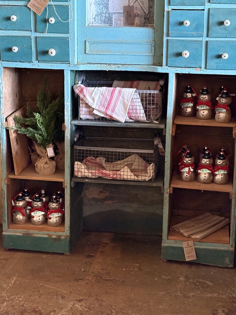 Amazing Green Painted Store Display