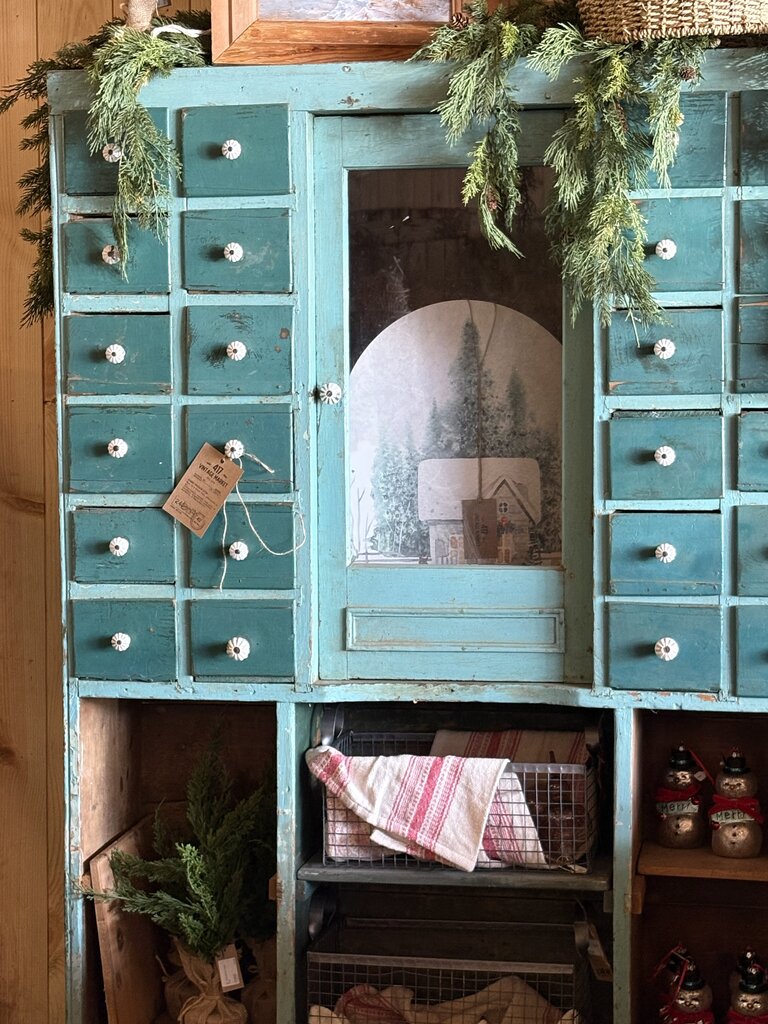 Amazing Green Painted Store Display