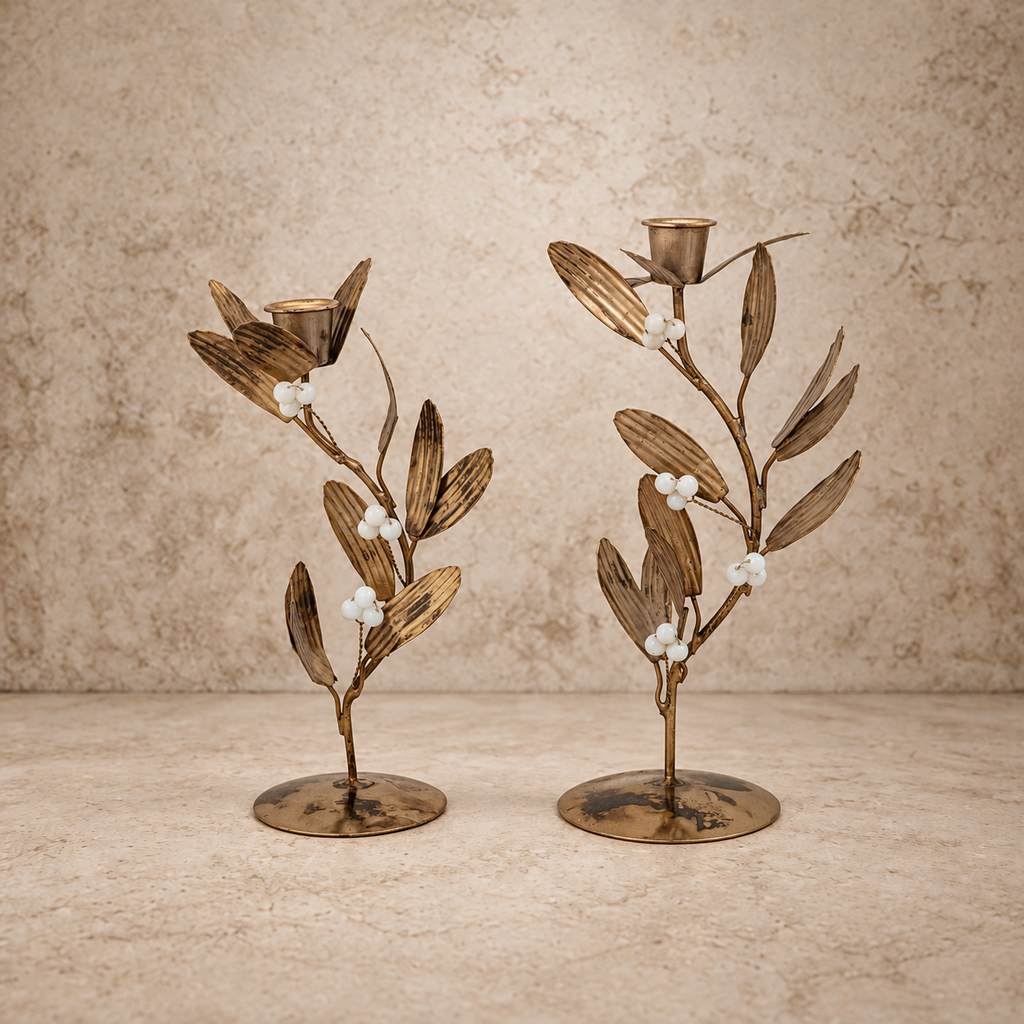 Metal Mistletoe Taper Holder