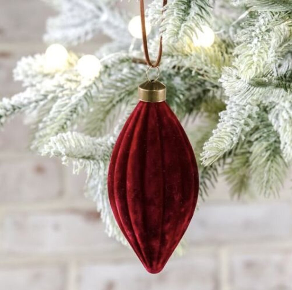 Red Velvet Oval Ornament