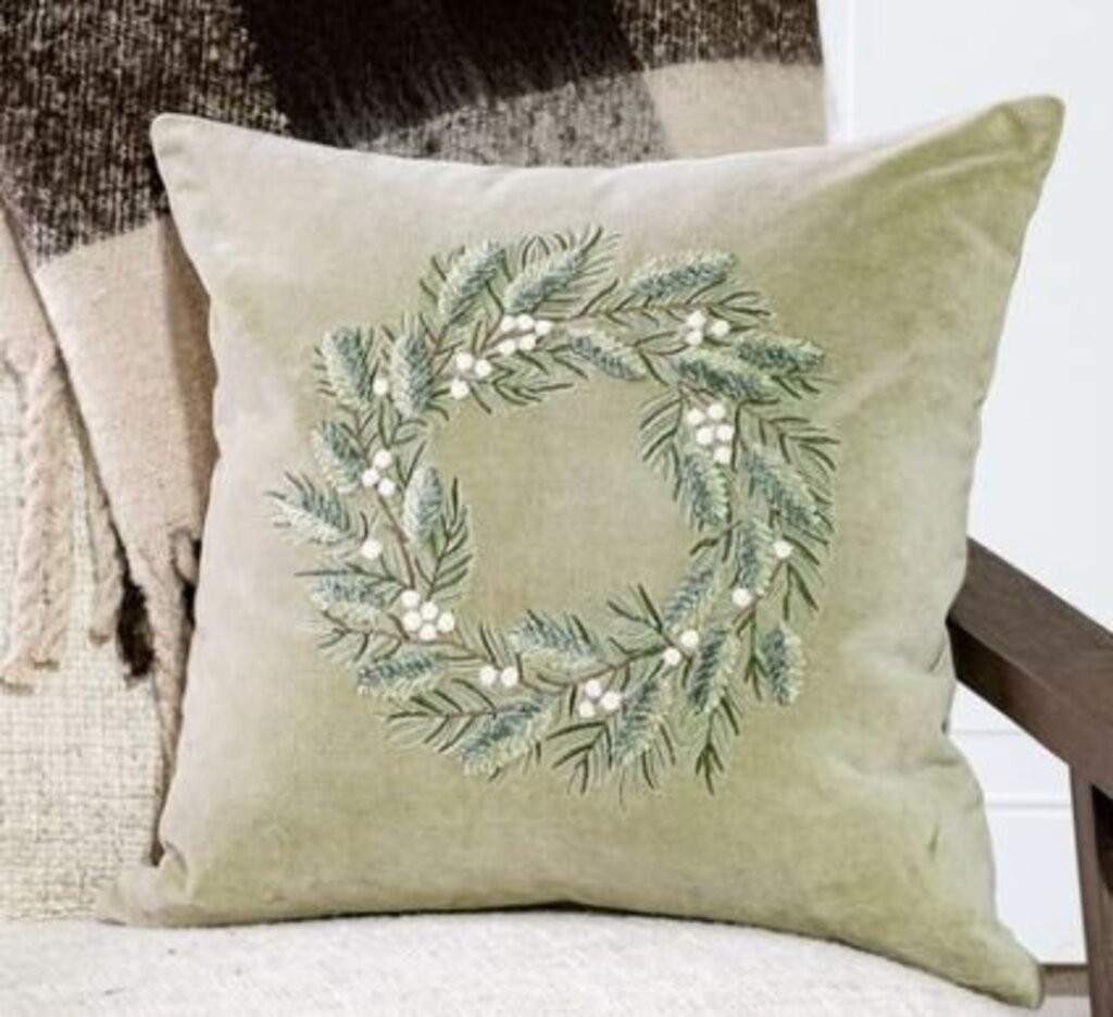 Green Leaf Wreath Pillow