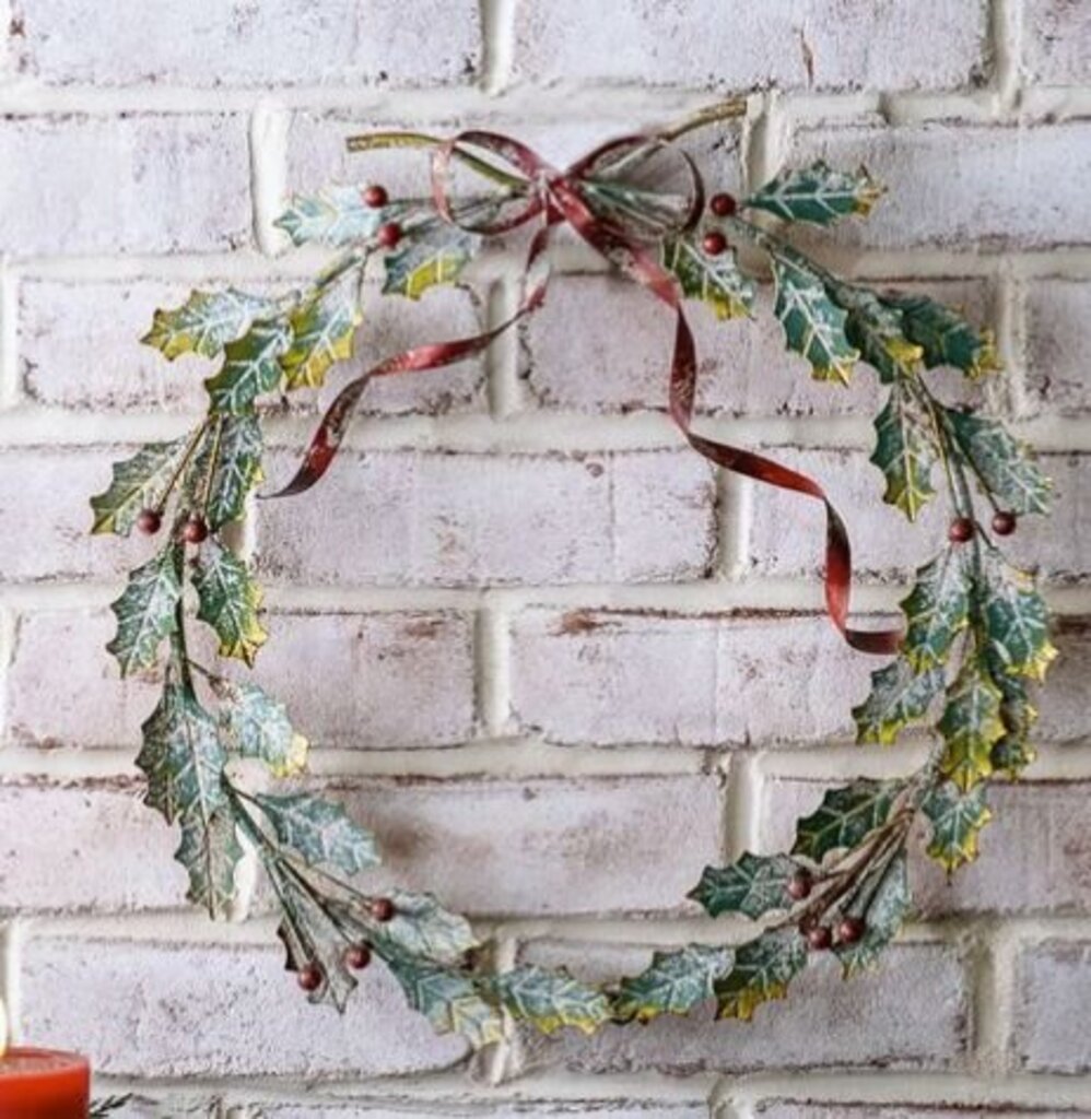 16" Holly Tin Wreath